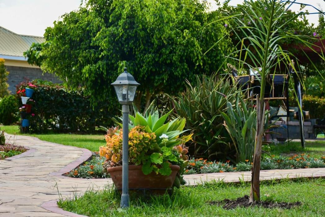 مبيت وإفطار Kajiado Tumaini Gardens المظهر الخارجي الصورة